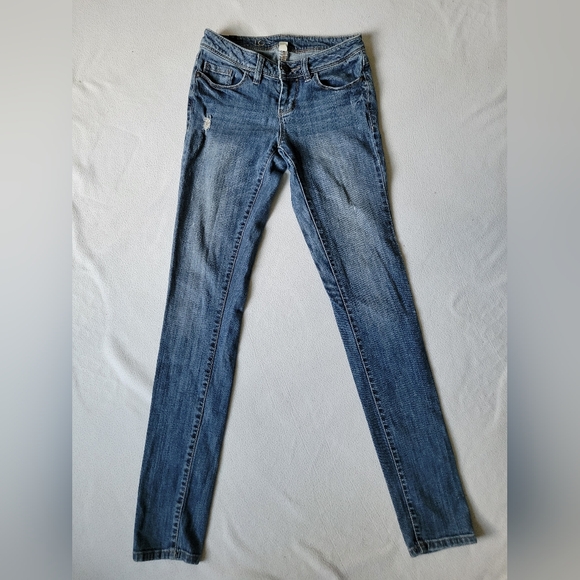Lauren Conrad blue jeans, Juniors size 0, gently used but in terrific condition - Picture 1 of 6